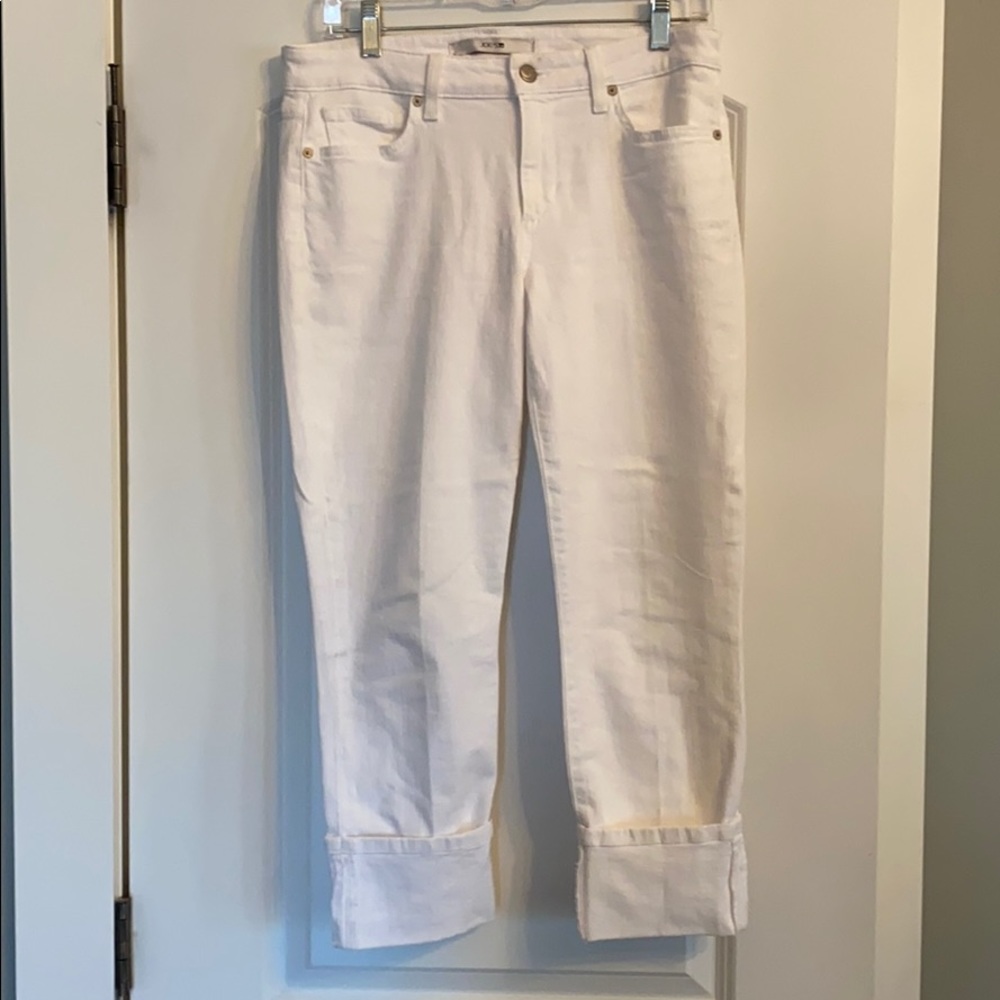 White skinny jeans